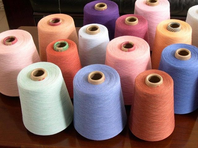 Cotton yarn stable